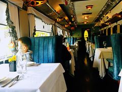 -火车头法国西餐厅