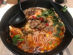 老坛酸菜牛肉米线-云味馆·云南菜·云南米线(景田店)