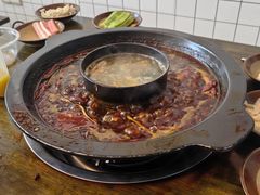 -黄潇洒老火锅(九眼桥宏济巷店)