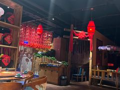 -老滇山寨•云南特色菜•地方菜•民族风情歌舞表演(金碧店)