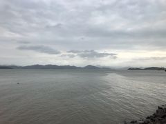 -鹰龙海畔度假酒店(咸祥店)