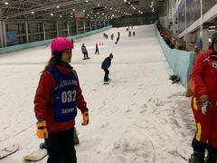 -乔波室内滑雪场