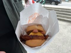 猪扒厚蛋包-世记咖啡(氹仔外卖店)