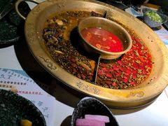 -新哥老官·畅吃123·美蛙世界(苏宁广场店)