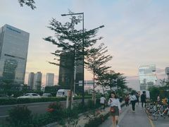 -登良(地铁站)