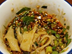 -亿诣蝎府炸酱面羊蝎子火锅(酷车小镇店)