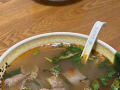 -黄阿姨锅贴大王(万航渡路店)