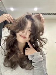 -十六番发型师事务所