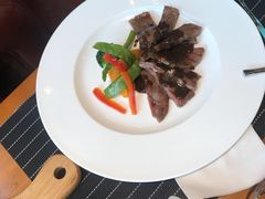 -桉树林A coffee 森林餐厅(三圣乡店)