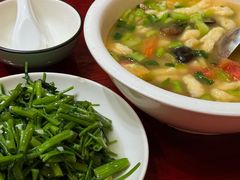 -芦茨金富饭庄·25年老字号·专做稻草鸡
