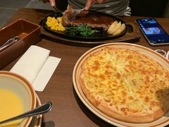 榴莲披萨-萨莉亚意式餐厅(南京龙湾天街店)