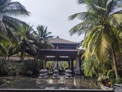 -海南清水湾莱佛士酒店