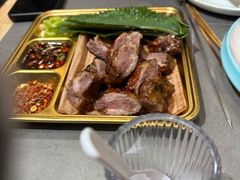 -小两口锦州烧烤·脆皮油边(依云北郡店)