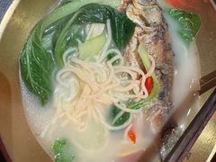 -何师烧烤Pro ·江湖川菜·小龙虾·精酿(太古里旗舰店)