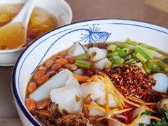 -湖泉水云间餐厅·弥勒地道菜(B座店)