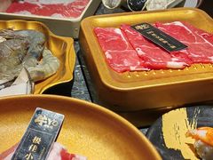 -牛YO寿喜烧·铁板烧和牛火锅自助(市府恒隆店)