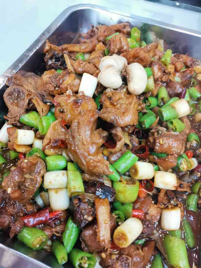 张大彪临沂炒鸡(城阳店"作为极度爱吃炒鸡的爱好者,我现在要把这家.