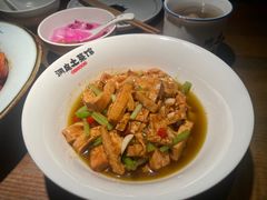 -洞庭土菜小炒馆(易发广场店)