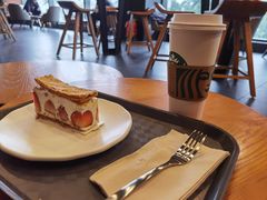 -星巴克臻选(宁波世纪东方广场店)