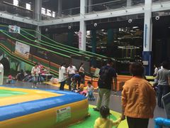 -蒙特利亲子乐园