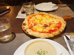 玛格丽特披萨-明星酒店•FORNETTO佛纳朵意餐厅•披萨•意面(湘隆时代广场店)