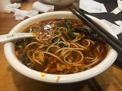 -水平有限螺蛳粉(宏达大厦店)