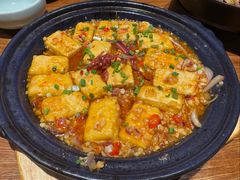 蒜香火腿包浆豆腐-云海肴·汽锅鸡·云南代表菜(美罗城店)