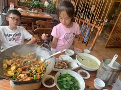 -老唐三下锅 ·张家界地标美食(溪布街店)