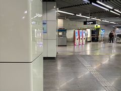 -陆家浜路(地铁站)