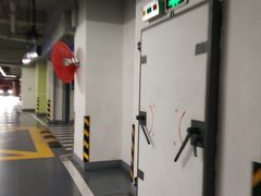 -BFC外滩金融中心停车场