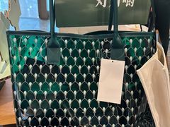 -星巴克臻选(周浦万达店)