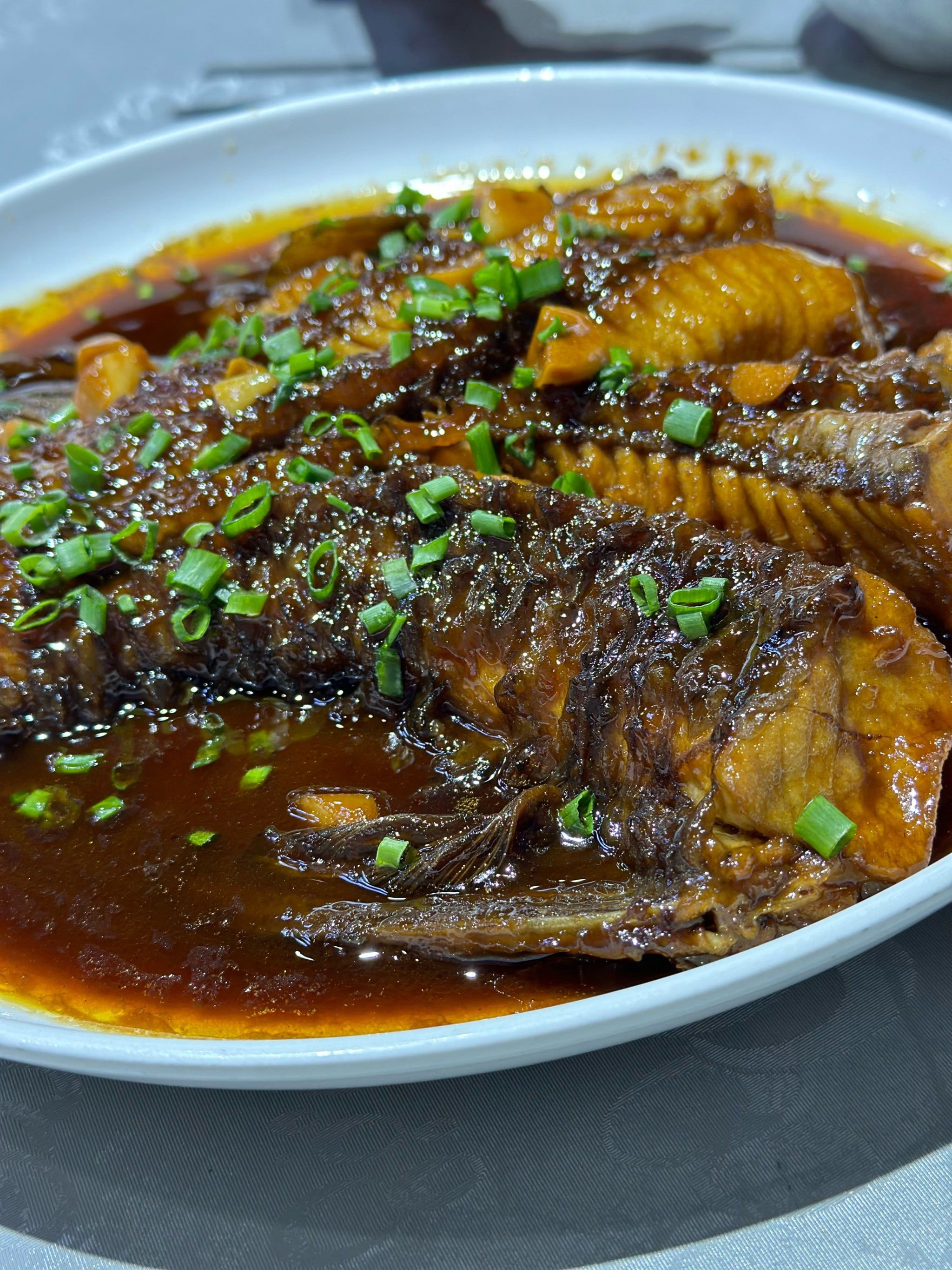 味道很不错,青鱼划水第一次吃很不错.份量很大