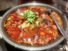 -麻六记(凤凰汇店)
