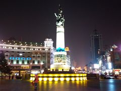 -人民防洪胜利纪念塔