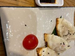 鲜肉锅贴-蒲石小点(愚园路店)
