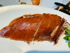 酥香嫩烤鸭-四季民福烤鸭店(外滩外白渡桥店)