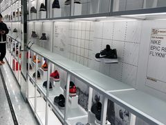 -NIKE品牌体验店(南京东路店)