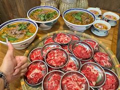 -云阿蛮云南生烫牛肉米线(奉贤路店)