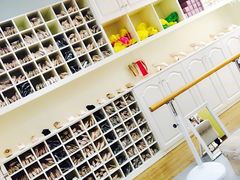 -上海路易十四芭蕾良品舞蹈用品店(美丽华商务中心店)