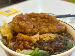 -弘束束柳州深巷螺蛳粉(珠江路店)