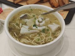 -金时代顺风大酒店(临港百联店)
