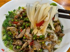 酸辣鸡杂粉-肆姐面粉馆(坡子街店)