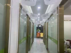 -苗医生专业祛痘·皮肤管理