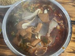 -胖子水煮(铁路三村无任何分店)