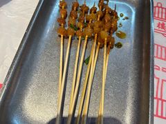 -肥肥虾庄·金牌油焖大虾(汉街SKP店)