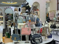 -六六奢品·vintage中古·回收二手奢侈品包包手表首饰(环球港店)