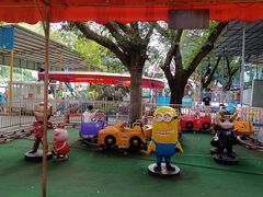 -顺德大良半月城游乐场