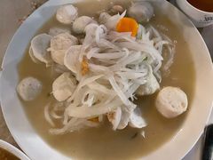 墨鱼丸煮萝卜丝-美人鱼悬崖海景餐厅(鹿嘴山庄店)