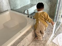 -上海虹桥西郊假日酒店