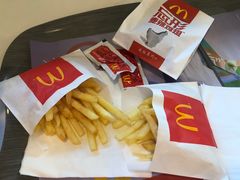 -麦当劳(中山大道中店)